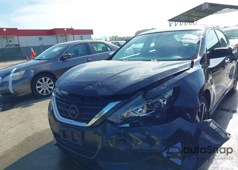 2018 Nissan Altima 2.5/S/Sv/Sl/Sr z USA, uszkodzony, nr VIN 1N4AL3AP5JC131312